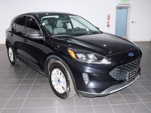 Used 2022 Ford Escape SE image 7