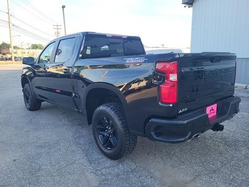 Used 2021 Chevrolet Silverado 1500 LT Trail Boss w/ Convenience Package II AWD/4WD image 8
