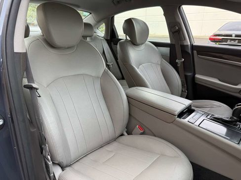 Used 2017 Genesis G80 3.8 image 69