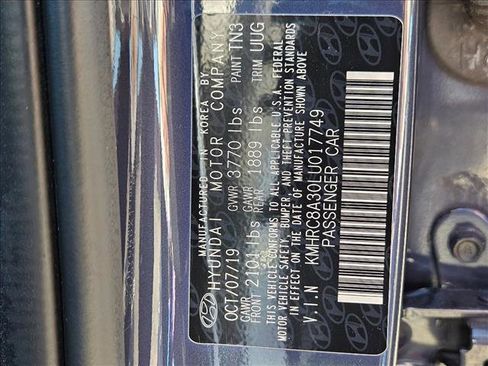 Used 2020 Hyundai Venue image 26