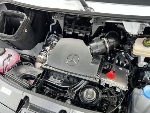 New 2026 Mercedes-Benz Sprinter 2500 image 28