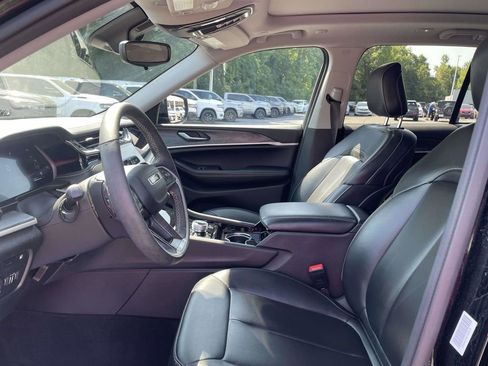 Used 2023 Jeep Grand Cherokee 4WD 4xe image 26