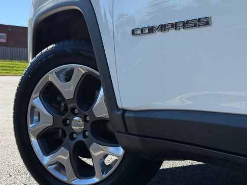 Used 2019 Jeep Compass Limited image 28