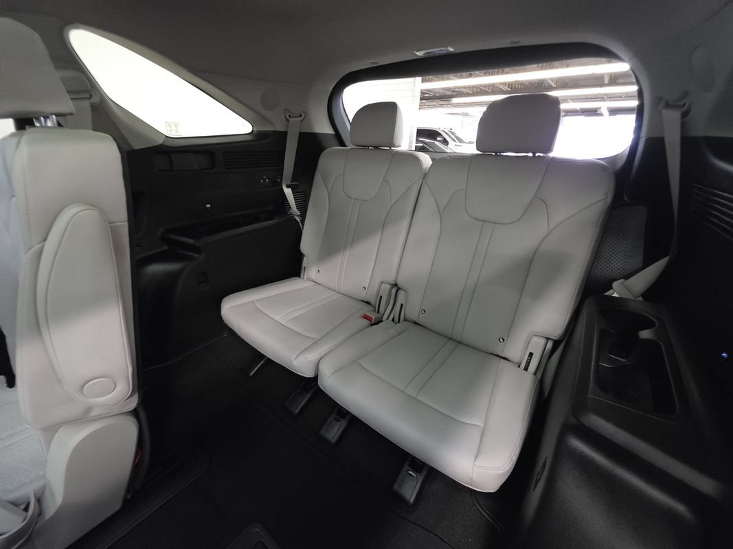 Used 2023 Kia Sorento SX Prestige AWD/4WD image 24
