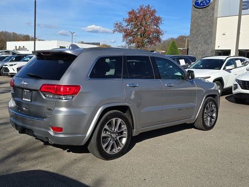 Used 2018 Jeep Grand Cherokee Overland image 5