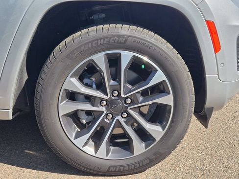 Used 2021 Jeep Grand Cherokee L Overland AWD/4WD image 10