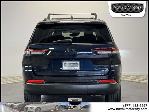 Used 2023 Jeep Grand Cherokee L Limited w/ Luxury Tech Group II AWD/4WD image 7