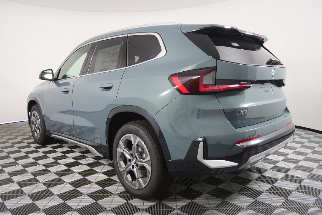 Certified 2026 BMW X1 xDrive28i w/ Technology Package AWD/4WD image 6