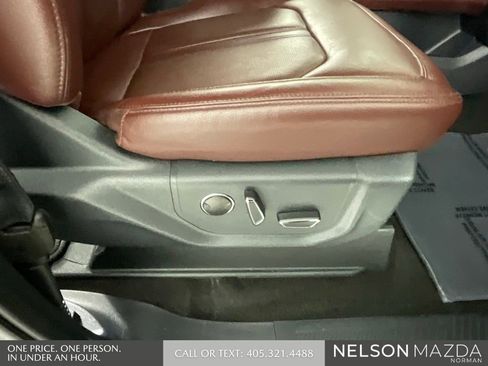 Used 2022 Ford Expedition Limited RWD image 30