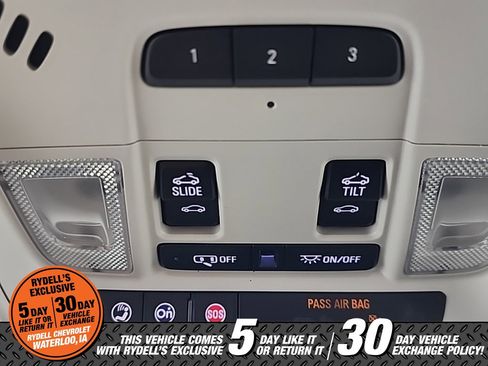 Certified 2021 Chevrolet Traverse Premier w/ LPO, Floor Liner Package image 20