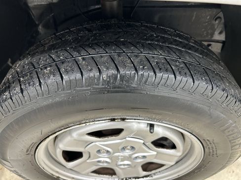 Used 2016 Jeep Patriot Sport image 38