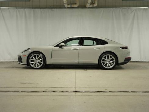 New 2026 Porsche Panamera 4 image 2