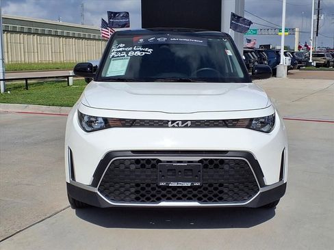 Certified 2025 Kia Soul S image 7