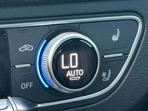 Used 2023 Audi SQ5 Premium Plus image 37