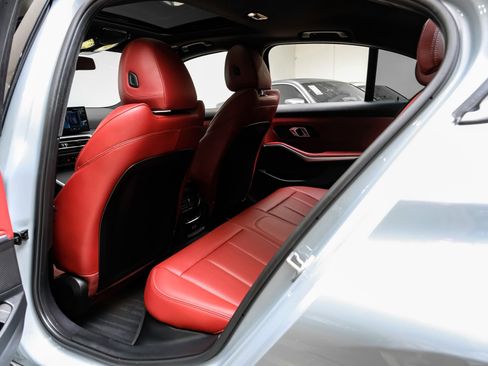 Used 2024 BMW 330i 330i w/ M Sport Package image 42