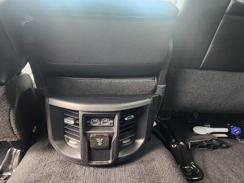 Used 2024 RAM 2500 Laramie w/ Safety Group AWD/4WD image 18