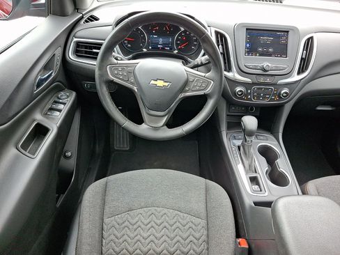 Certified 2024 Chevrolet Equinox LT AWD/4WD image 13