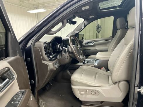 Used 2023 Chevrolet Silverado 1500 LTZ w/ LTZ Premium Package image 20