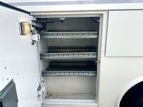 Used 2016 Ford Transit 350 138 DRW w/ Interior Upgrade Package image 24