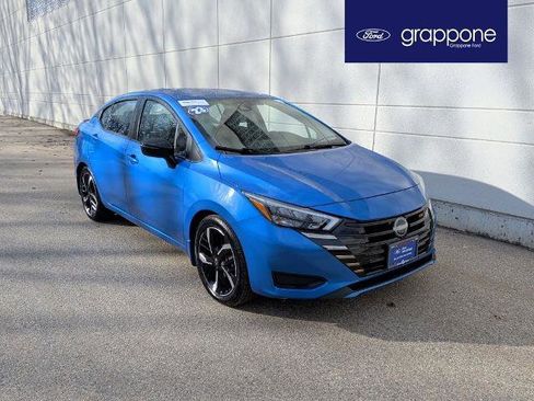 Used 2023 Nissan Versa SR w/ Trunk Package FWD image 1