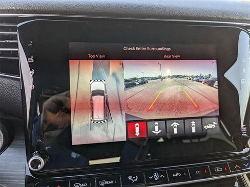 New 2024 Jeep Wagoneer Series III w/ Convenience Group I image 12