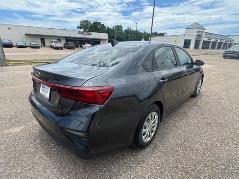 Used 2020 Kia Forte Sedan FWD image 8