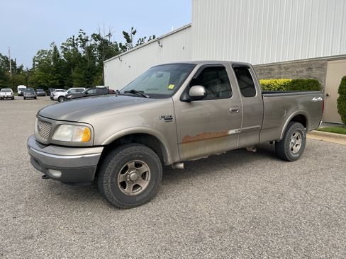 Used 2003 Ford F150 XL AWD/4WD image 8