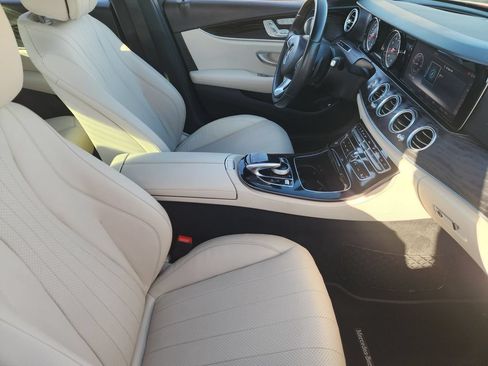 Used 2017 Mercedes-Benz E 300 image 12