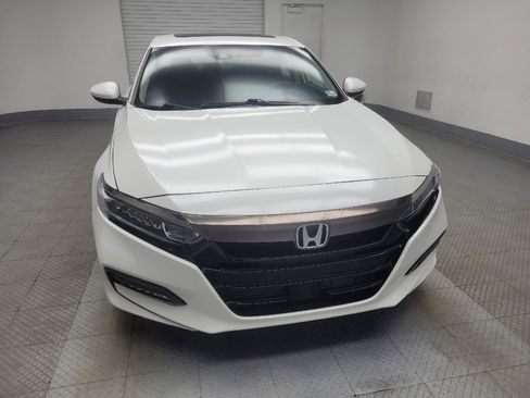 Used 2018 Honda Accord EX image 14