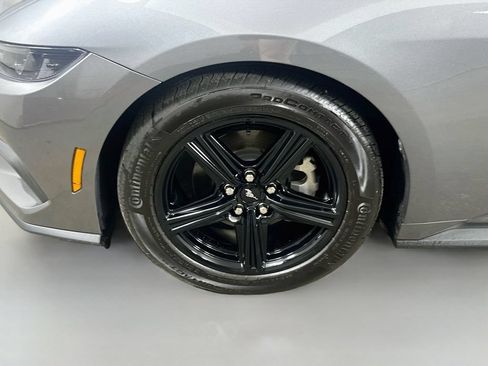 Used 2026 Ford Mustang Premium RWD image 8