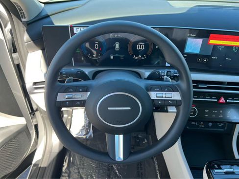 New 2026 Hyundai Tucson Blue SE AWD/4WD image 33