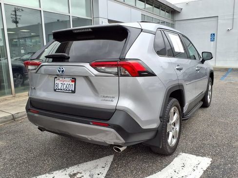 Used 2019 Toyota RAV4 Limited AWD/4WD image 22