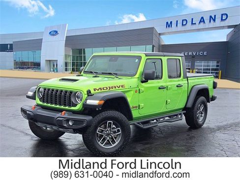 Used 2025 Jeep Gladiator Mojave w/ Safety Group image 1