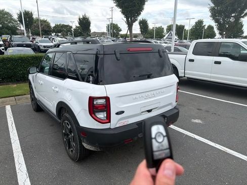 Used 2023 Ford Bronco Sport Outer Banks w/ Tech Package AWD/4WD image 6