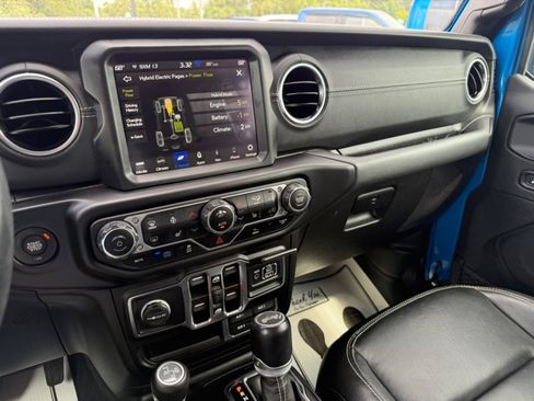 Used 2021 Jeep Wrangler Unlimited Sahara w/ Dual Top Group image 34