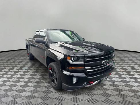 Used 2018 Chevrolet Silverado 1500 LT w/ Redline Edition AWD/4WD image 1