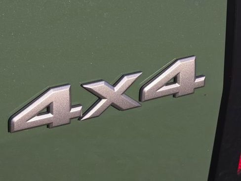 New 2026 Nissan Frontier SV w/ Tow Package image 18