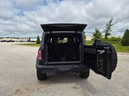 Used 2024 Ford Bronco Badlands AWD/4WD image 9