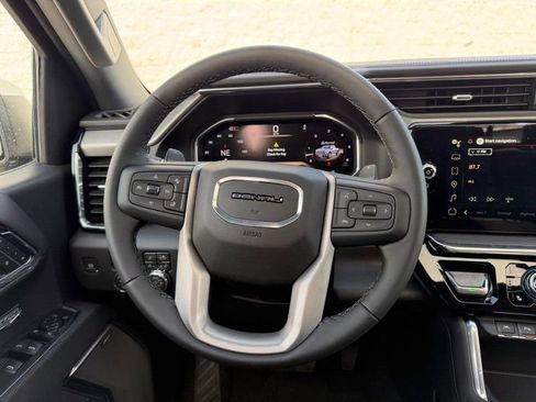New 2026 GMC Sierra 1500 Denali w/ Technology Package image 9