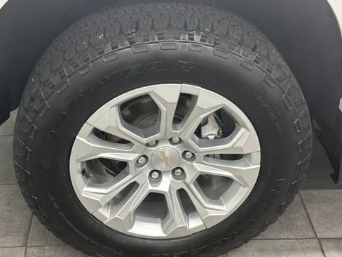 Used 2023 Chevrolet Silverado 1500 LTZ AWD/4WD image 6