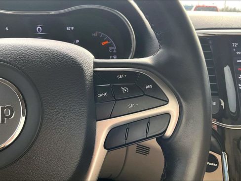 Used 2022 Jeep Grand Cherokee Laredo E image 20