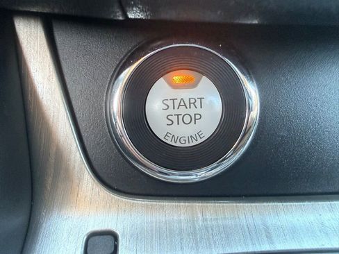 Used 2018 Nissan Murano SL image 24