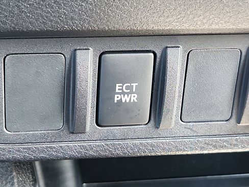 Used 2023 Toyota Tacoma TRD Off-Road AWD/4WD image 23