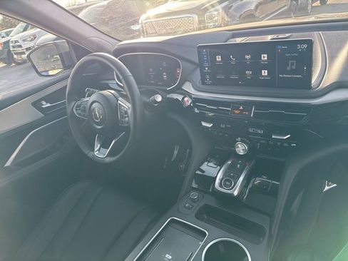 Used 2025 Acura MDX SH-AWD image 12