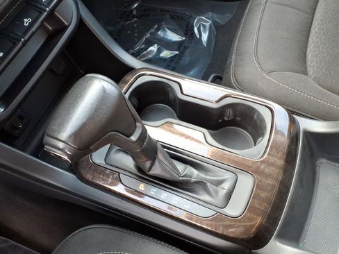 Used 2020 GMC Canyon SLE w/ Elevation Edition image 15