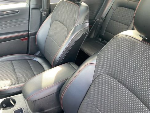 Used 2024 Ford Escape ST-Line w/ Tech Pack #1 AWD/4WD image 34