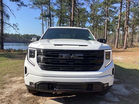 New 2026 GMC Sierra 1500 Elevation w/ Elevation Premium Package image 7