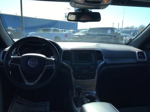 Used 2016 Jeep Grand Cherokee Laredo w/ Quick Order Package 23E image 7