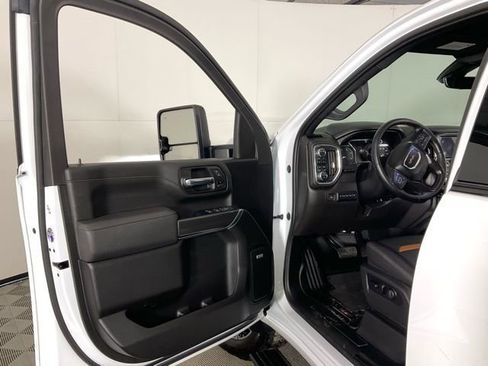 Used 2023 GMC Sierra 2500 AT4 w/ AT4 Premium Plus Package image 27