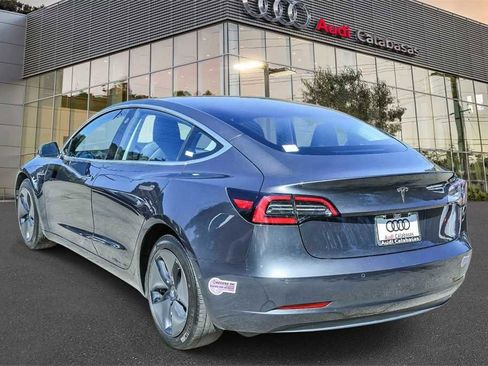 Used 2018 Tesla Model 3 Mid Range image 2